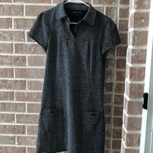 Dress with collar and 2 pockets. Worn once.